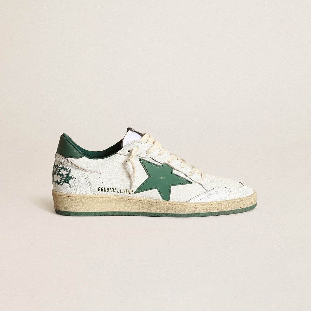 Men's-white-ball-star-sneakers-with-green-star