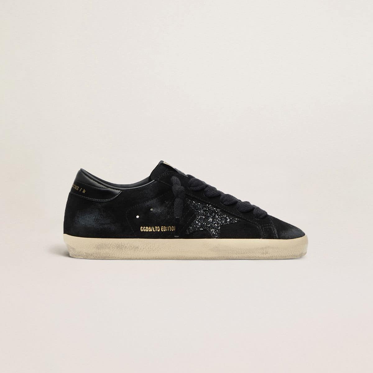 black-suede-super-star